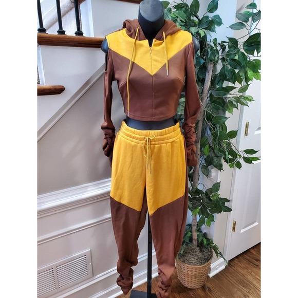Style Delivers Women's Brown Full Zip Hoodie Top & Trouser 2 Piece Suit Size S - Picture 1 of 11